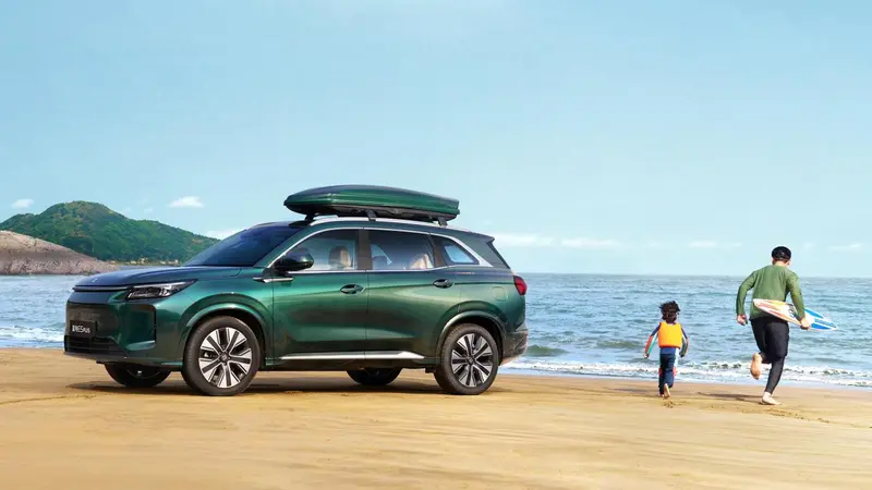 9.98萬的寶藏新車，憑啥能夠讓打工人、寶媽寶爸、自駕達(dá)人都心動(dòng)？